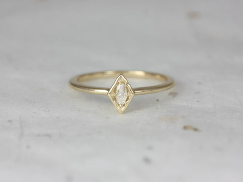 Ready to Ship Leanne 14kt Yellow Gold Oval Forever One Moissanite Marquise WITHOUT Milgrain Scalloped Ring (S.L.A.Y. Collection) - Rosados Box