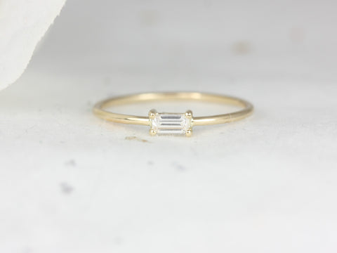 Ultra Petite Betty 14kt Gold Moissanite Stacking Ring - Rosados Box