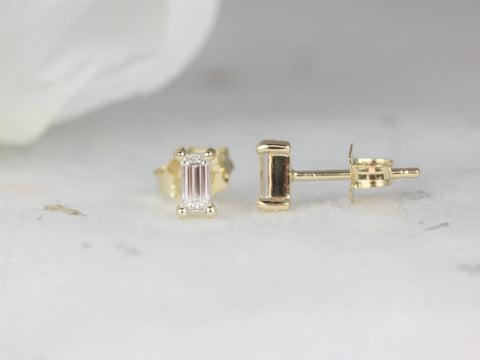 Ultra Petite Betty 14kt Gold Moissanite Baguette Stud Earrings - Rosados Box