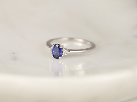 Juniper 6x4mm 14kt Gold Blue Sapphire Diamonds Dainty Oval Cluster Ring - Rosados Box