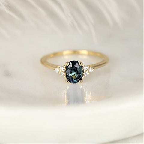 0.95ct Ready to Ship Juniper 14kt Gold Ocean Teal Sapphire Diamond Dainty Oval Cluster Ring - Rosados Box