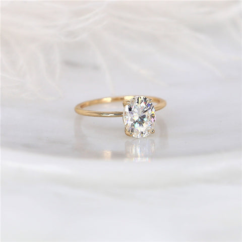 2ct Layla 9x7mm 14kt Gold Moissanite Ultra Dainty Oval Solitaire Ring - Rosados Box