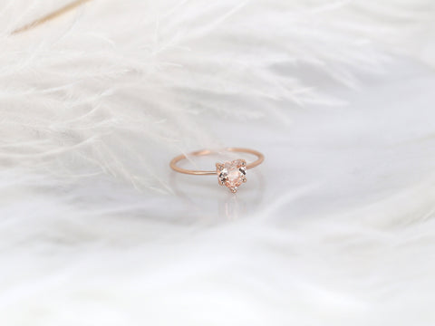 Ultra Petite Heartley 14kt Gold Morganite Heart Ring - Rosados Box