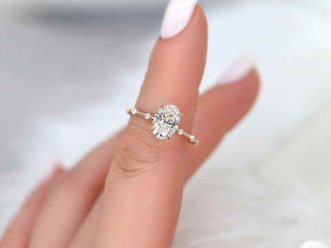 1.44ct Ready to Ship Alix 14kt Gold Diamond Dainty Minimalist Oval Solitaire Ring - Rosados Box