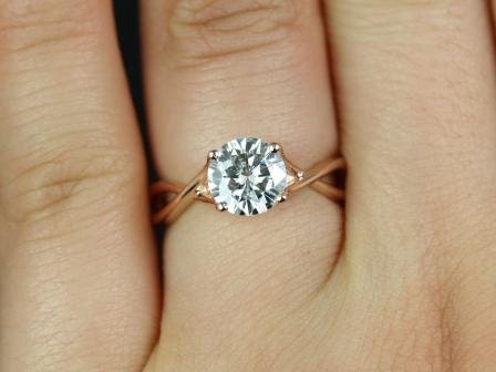 1.25ct Ready to Ship Erika 7mm 14kt Rose Gold FB Moissanite Crossover Round Solitaire Bridal Set - Rosados Box