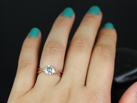 1.25ct Ready to Ship Erika 7mm 14kt Rose Gold FB Moissanite Crossover Round Solitaire Bridal Set - Rosados Box